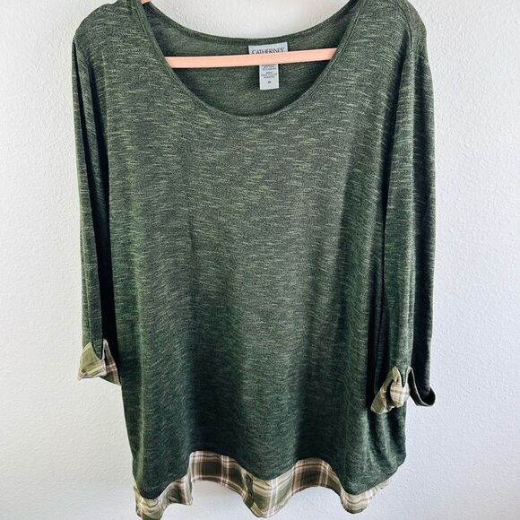 Catherine’s Green Faux Layered Top Size 1X - Picture 1 of 3